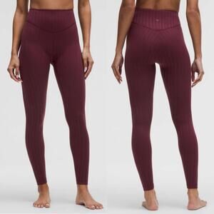 Wunder Under HR Tight 28" *Tonal Stripe GARN size 10